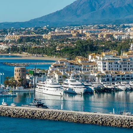 Apartment Vacation I Banus Waterfront Penthouse Marina, Sea View, Beachfront *